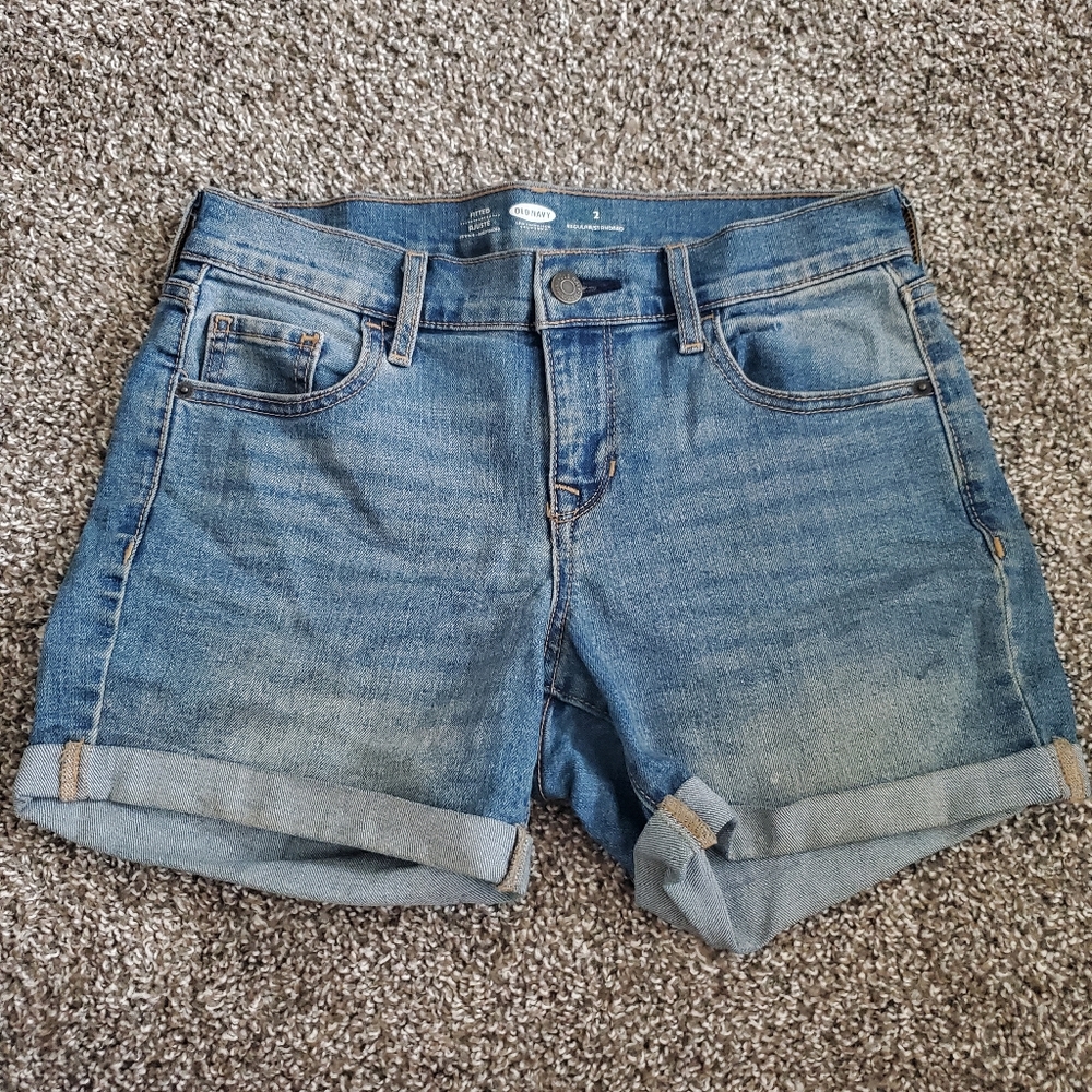 Non destructed 5in inseam jean shorts
